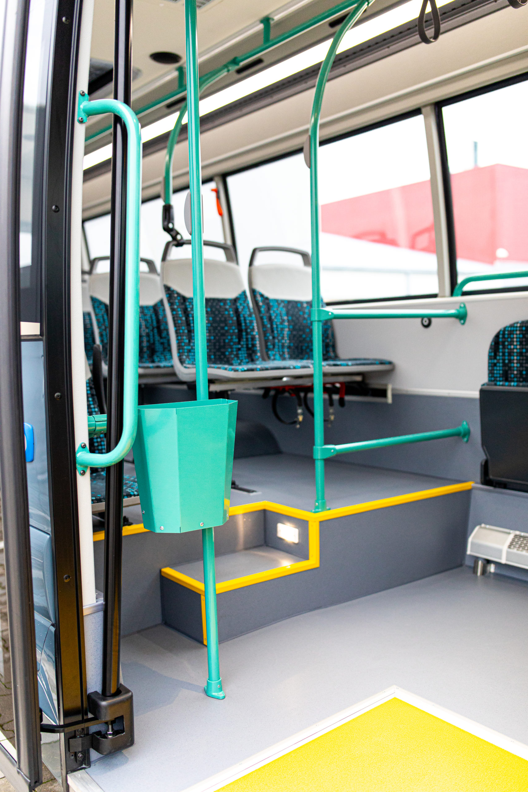 CityLine MB Parodinis-12